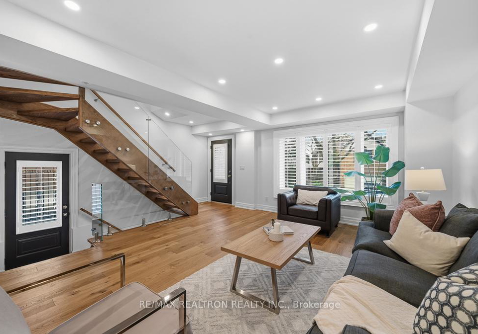 98-poyntz-avenue-toronto-ontario-c13072860
