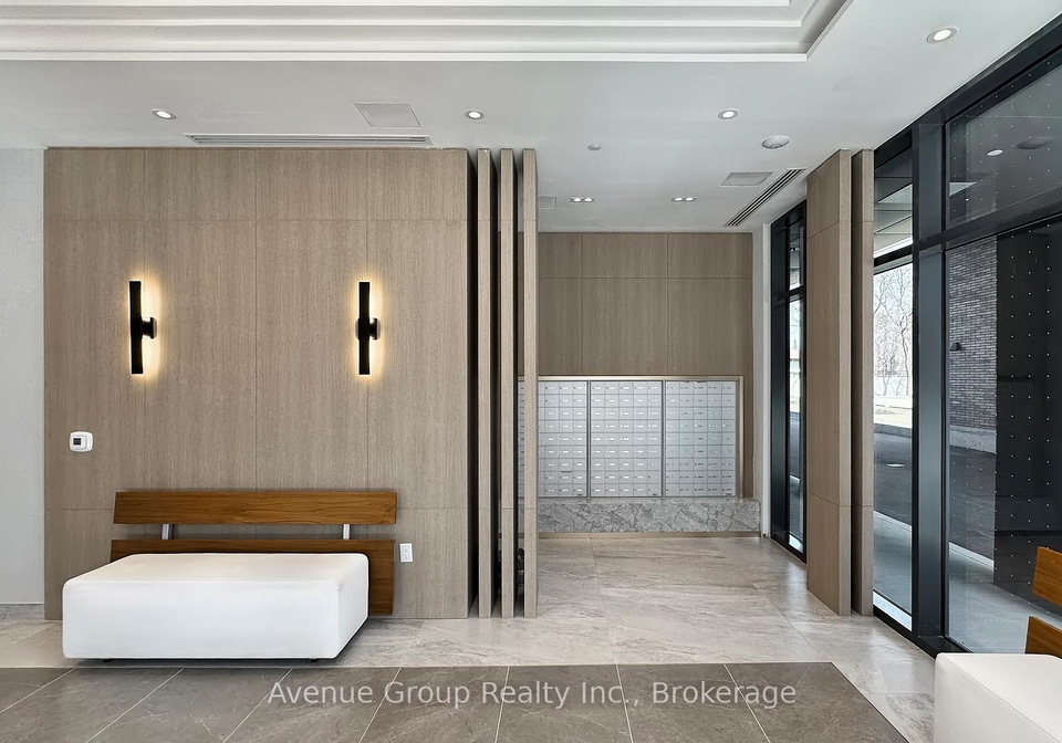 700-sheppard-avenue-w-toronto-ontario-c13073144