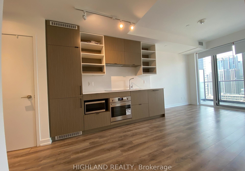 20-edward-street-toronto-ontario-c13073154