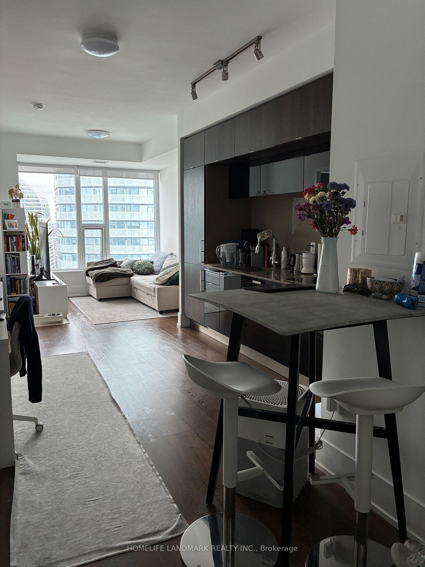 10-york-street-toronto-ontario-c13073290