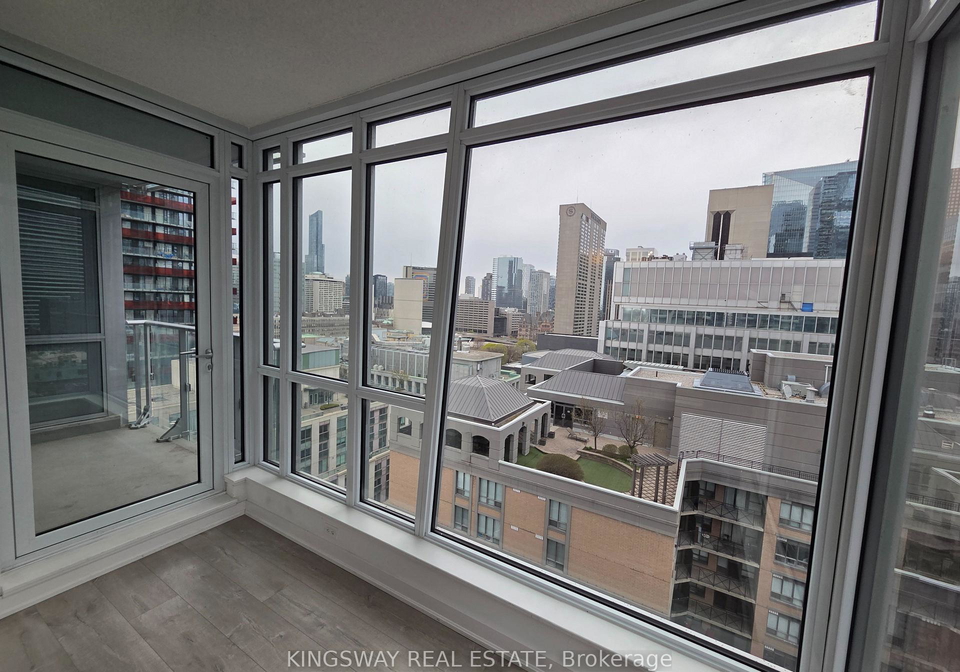 199-richmond-street-w-toronto-ontario-c13073328
