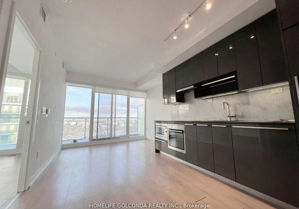 115-mcmahon-drive-north-york-ontario-c13073376