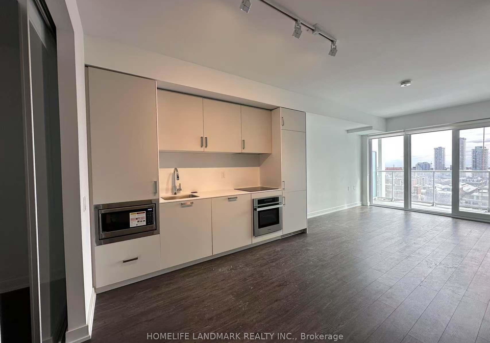 88-queen-street-e-toronto-ontario-c13073392
