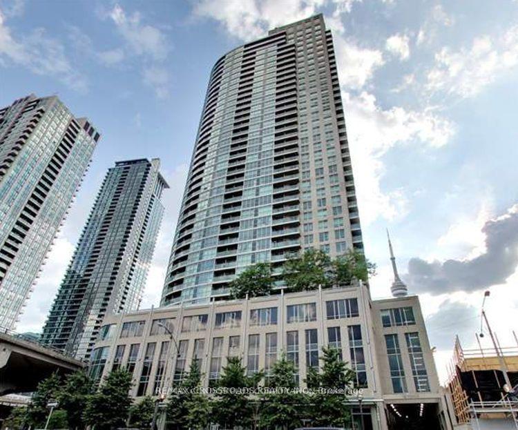 18-yonge-street-toronto-ontario-c13073456