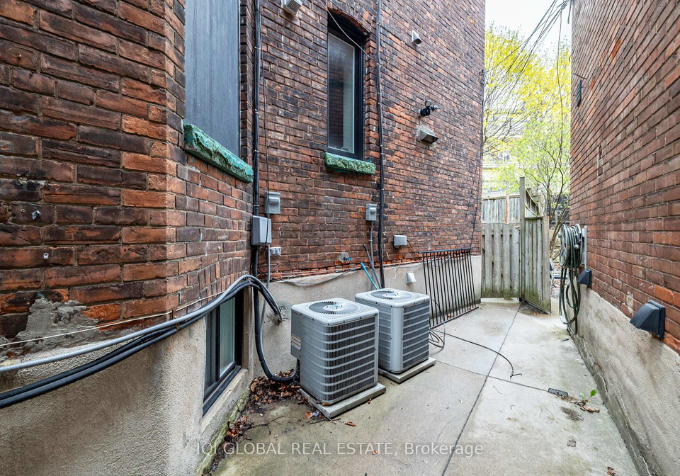 12-rusholme-park-crescent-toronto-ontario-c13073458