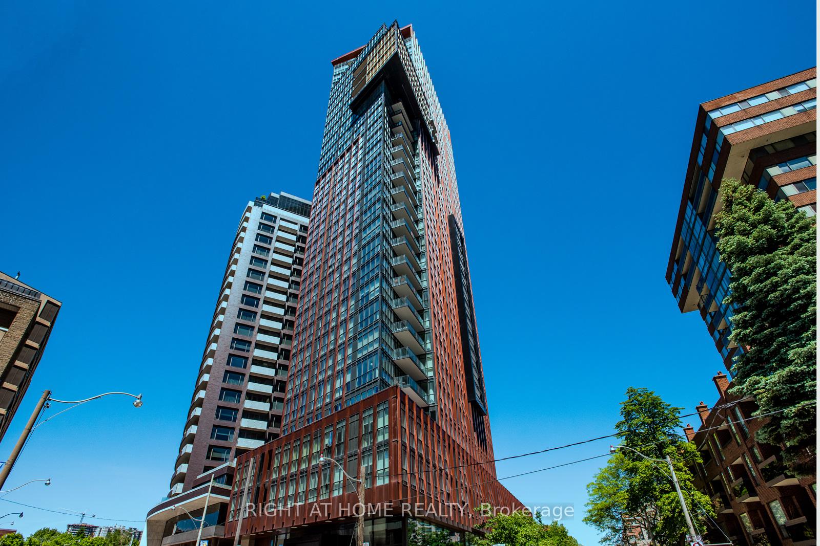 32-davenport-road-toronto-ontario-c13073550