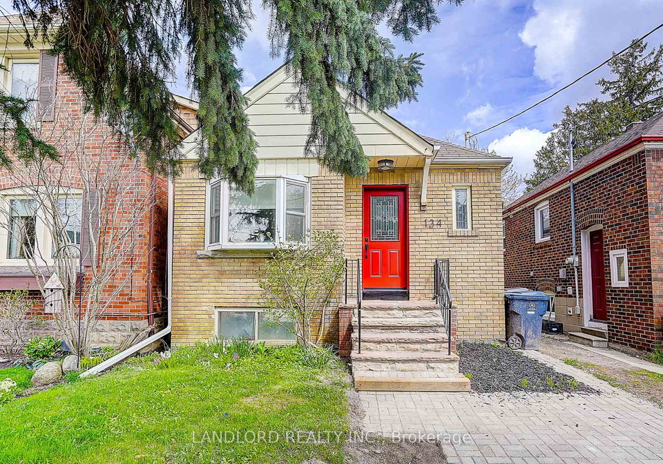 134-gloucester-grove-toronto-ontario-c13073570