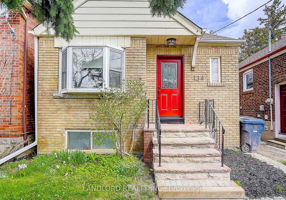 134-gloucester-grove-toronto-ontario-c13073570