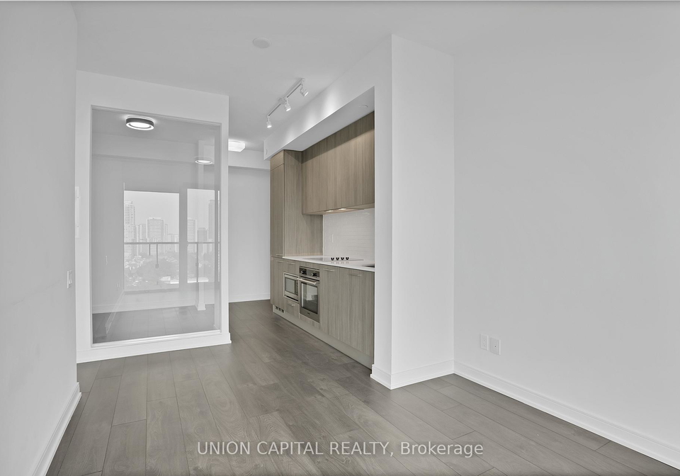 3-gloucester-street-toronto-ontario-c13073632