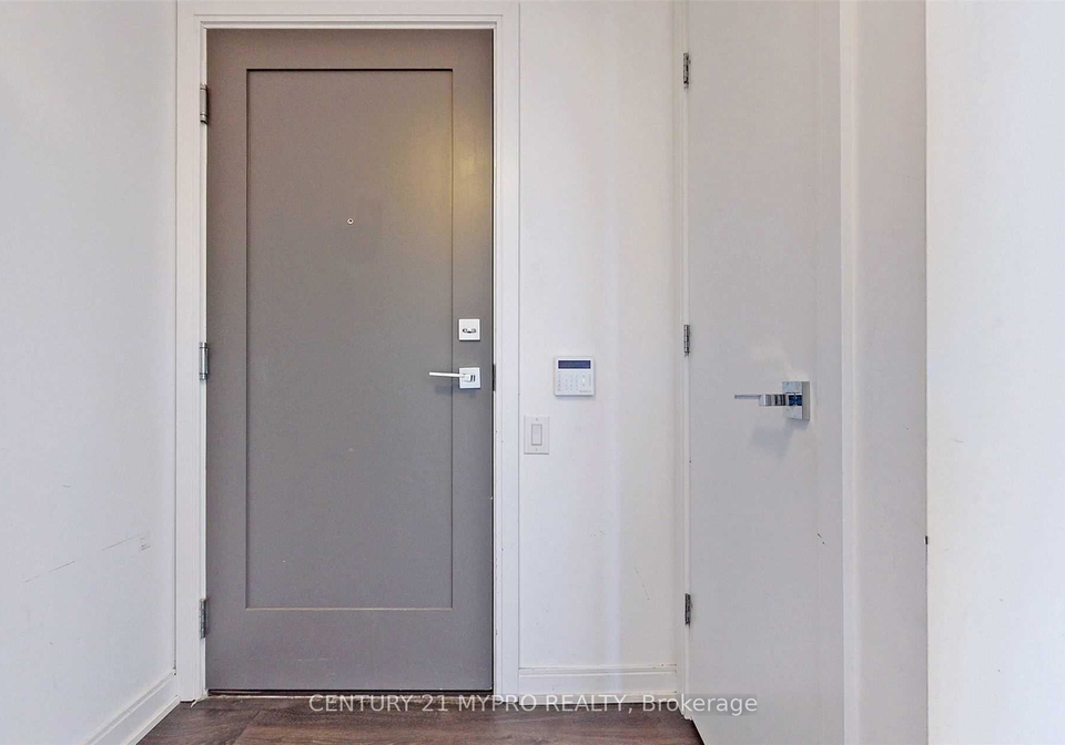 42-charles-street-toronto-ontario-c13074096