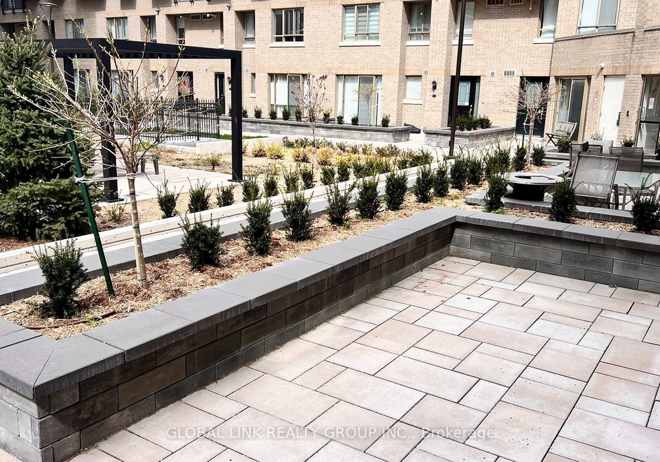 38-hollywood-avenue-north-york-ontario-c13074308