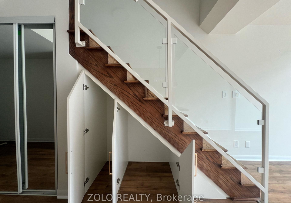 96-st-patrick-street-toronto-ontario-c13074418