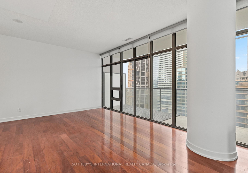 33-charles-street-e-toronto-ontario-c13074670