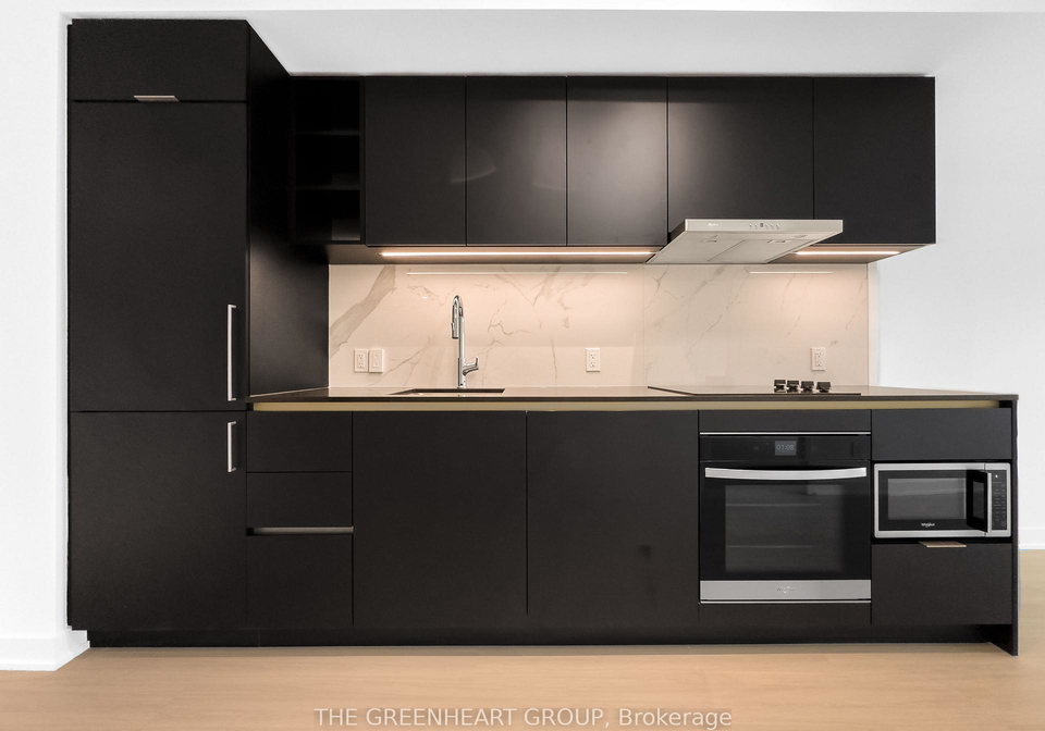 8-wellesley-street-w-toronto-ontario-c13074884