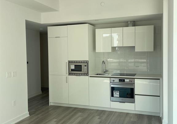 121-st-patrick-street-toronto-ontario-c13074902