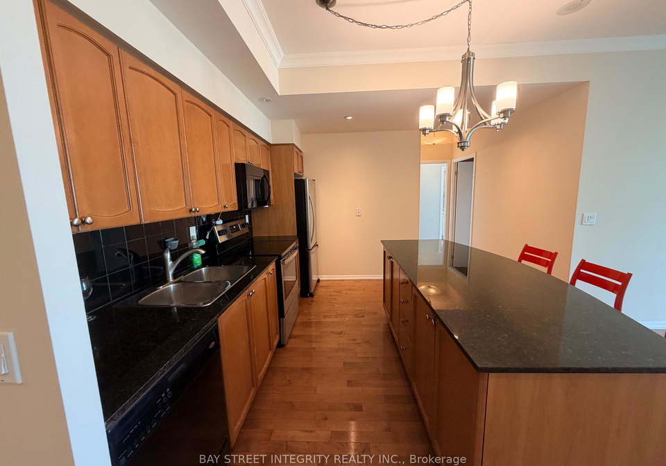 219-fort-york-boulevard-toronto-ontario-c13075008