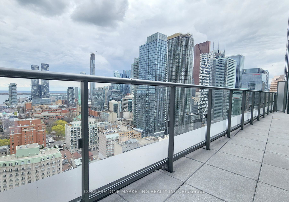 100-queen-street-e-toronto-ontario-c13075044