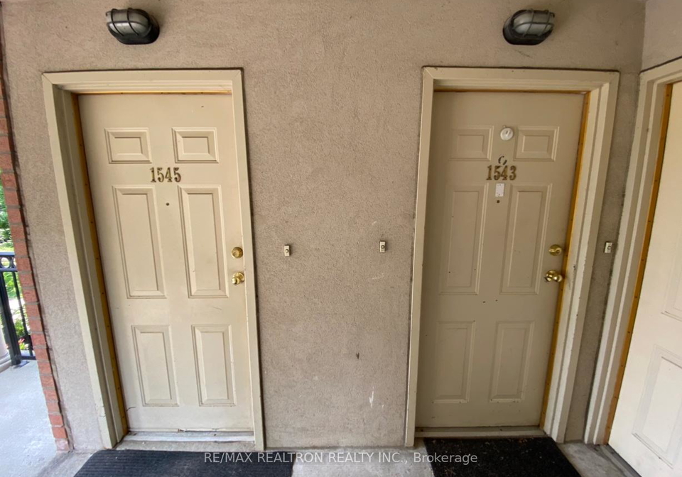 5-everson-drive-north-york-ontario-c13075048