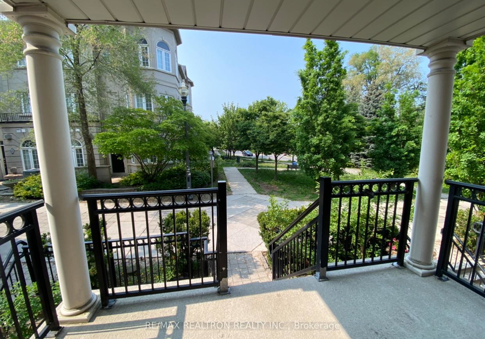 5-everson-drive-north-york-ontario-c13075048