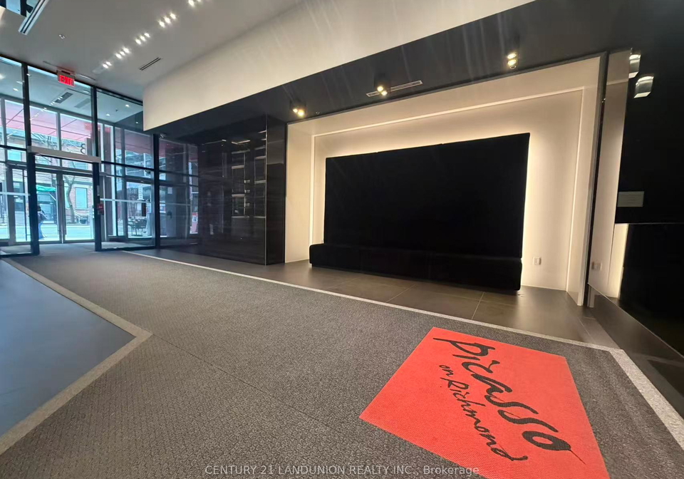 318-richmond-street-w-toronto-ontario-c13075074