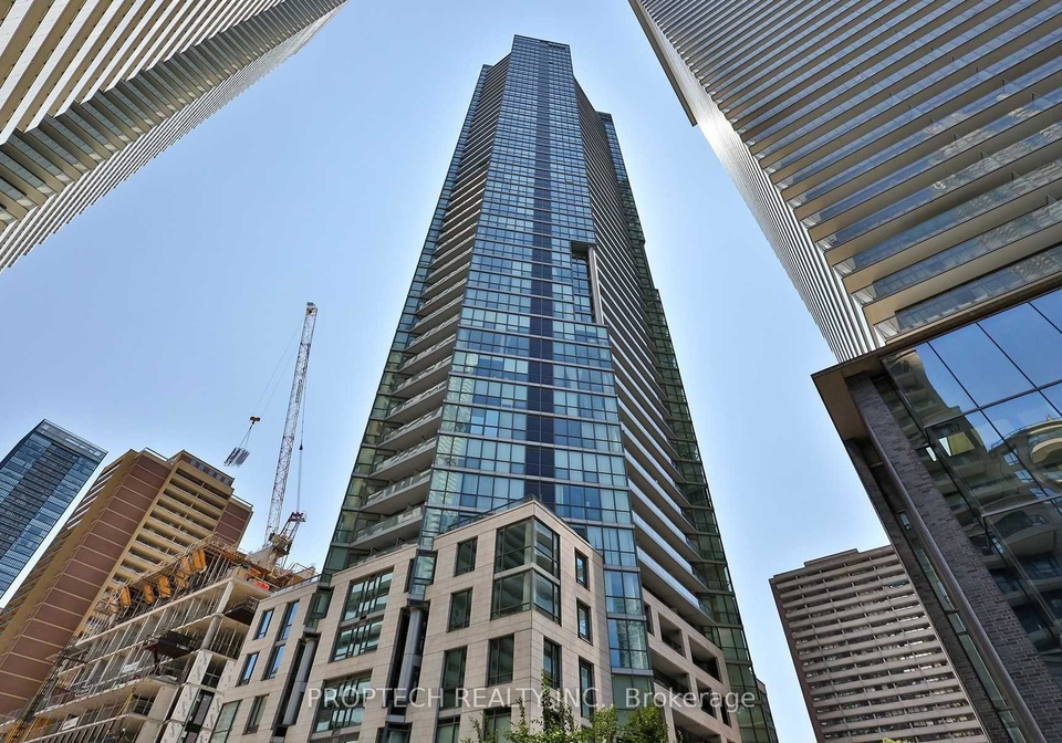 45-charles-street-e-toronto-ontario-c13075118