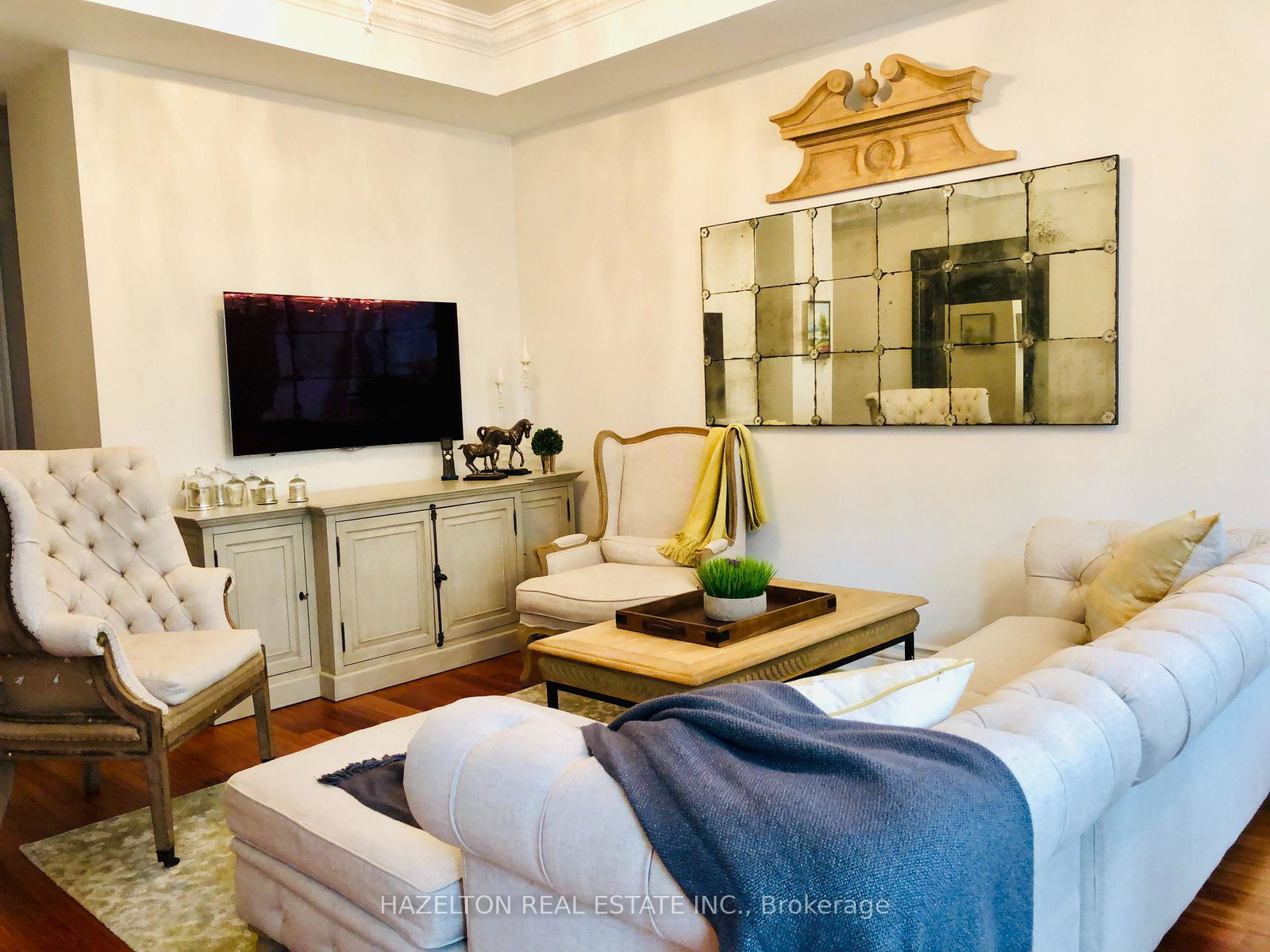 68-yorkville-avenue-toronto-ontario-c13075446