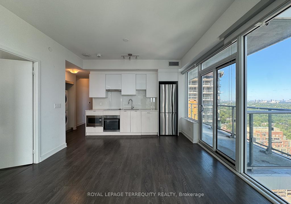 99-broadway-avenue-toronto-ontario-c13075460