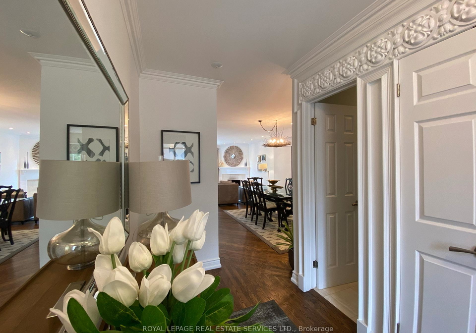 66-alcorn-avenue-toronto-ontario-c13075468