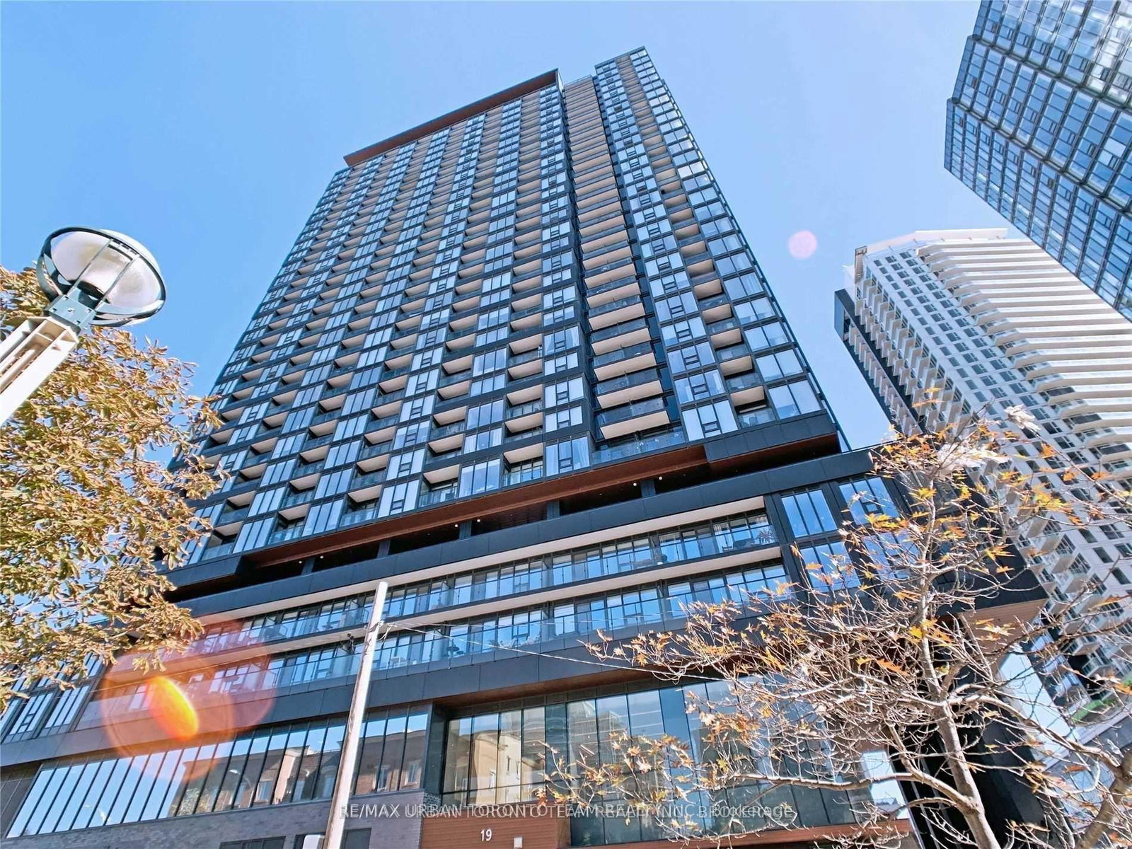19-western-battery-road-toronto-ontario-c13075476