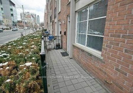 415-jarvis-street-toronto-ontario-c13075508