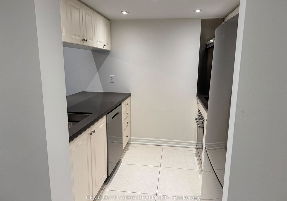 38-elm-street-toronto-ontario-c13075558