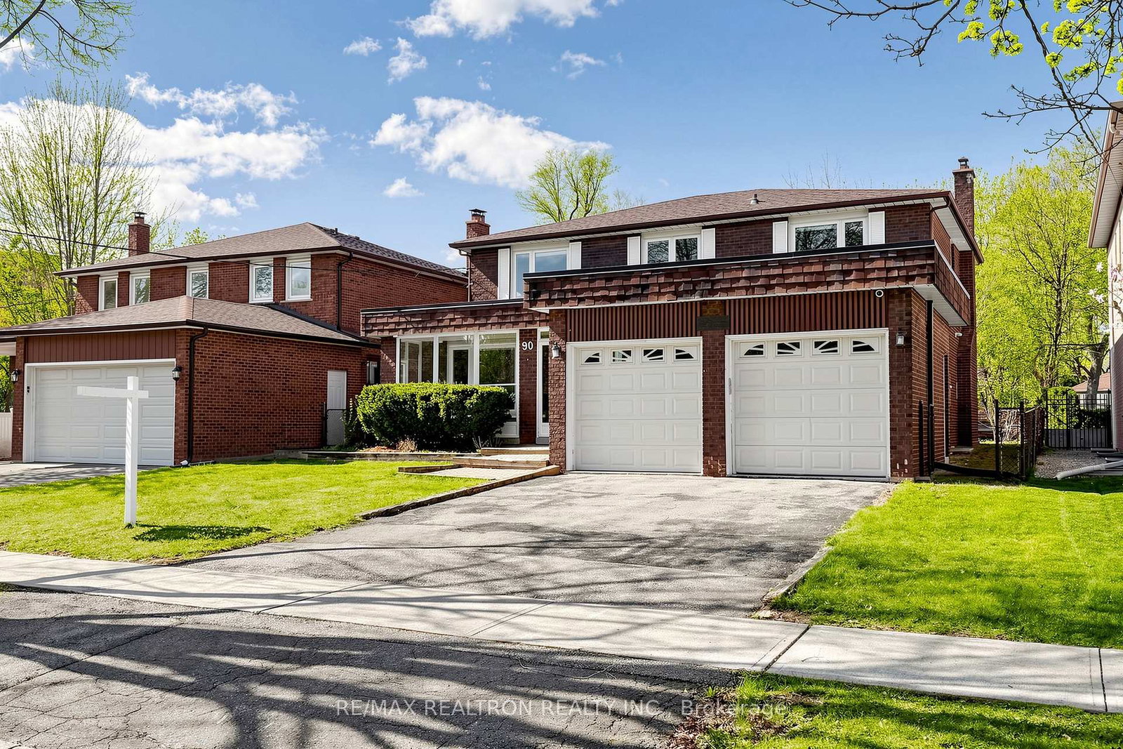90-holmes-avenue-north-york-ontario-c13075572