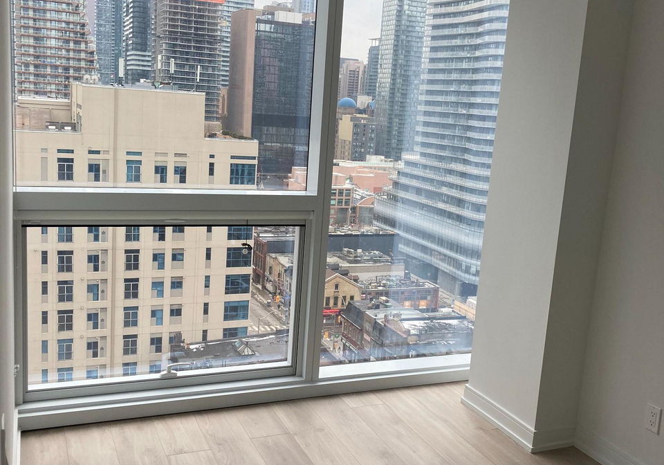 3-gloucester-street-toronto-ontario-c13075662