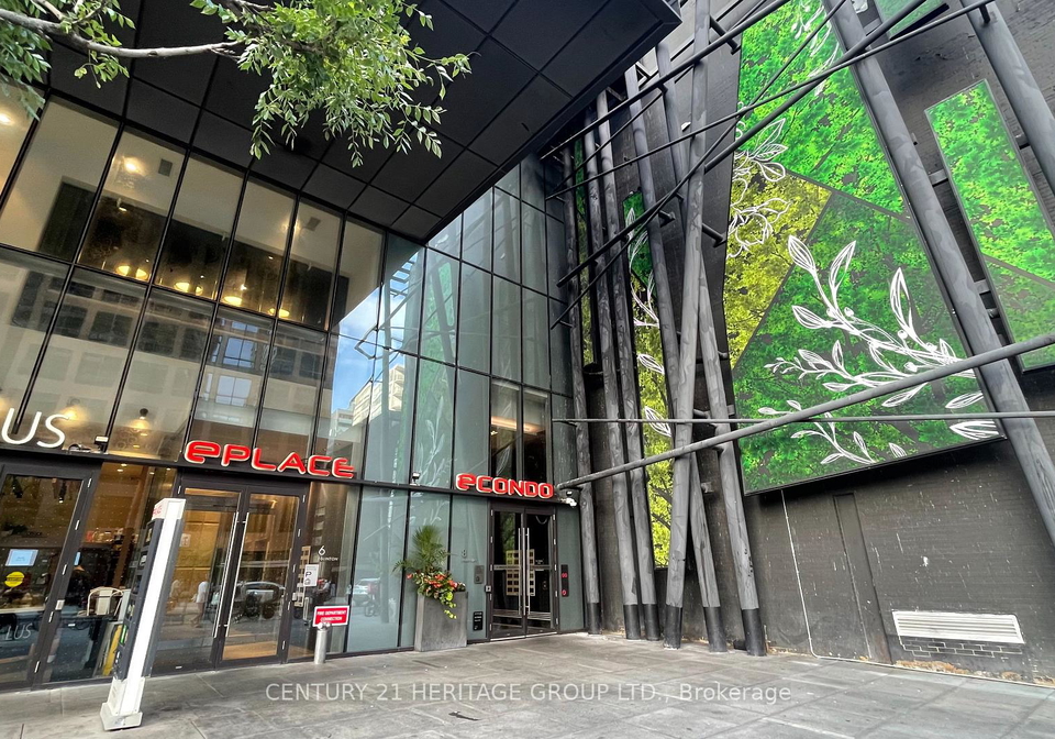 8-eglinton-avenue-e-toronto-ontario-c13075666