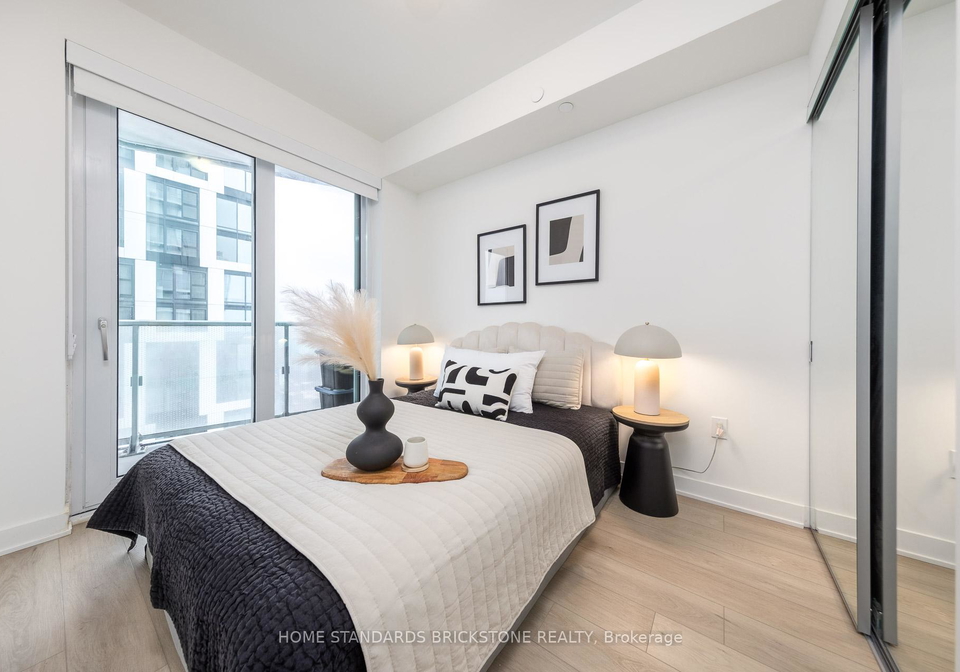 100-dalhousie-street-toronto-ontario-c13075760