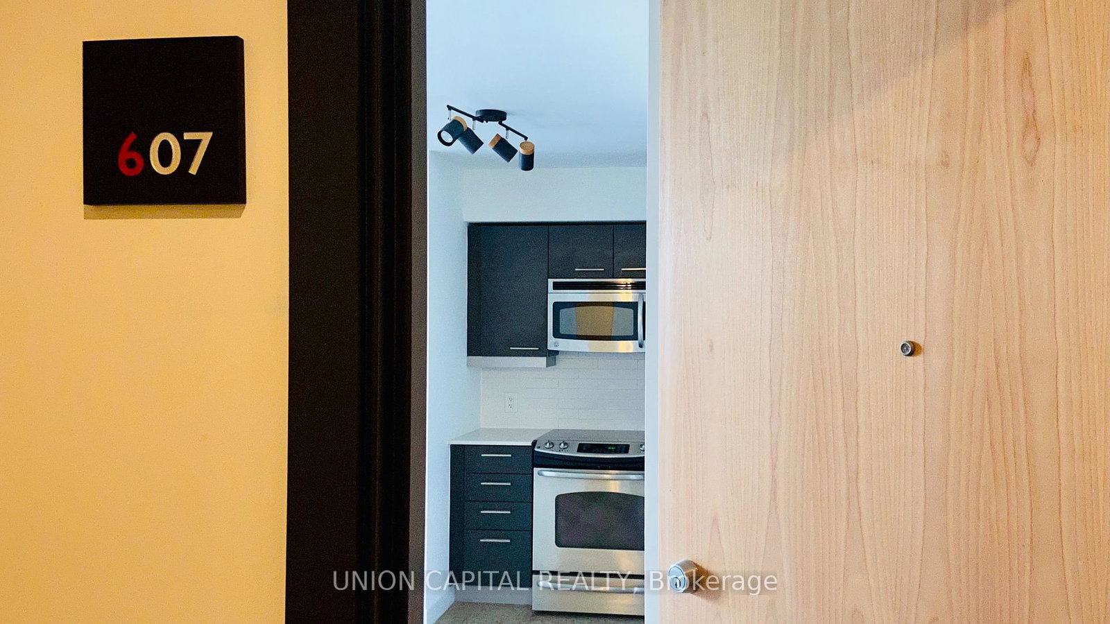 510-king-street-e-toronto-ontario-c13075900