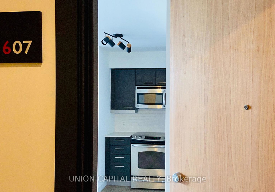 510-king-street-e-toronto-ontario-c13075900