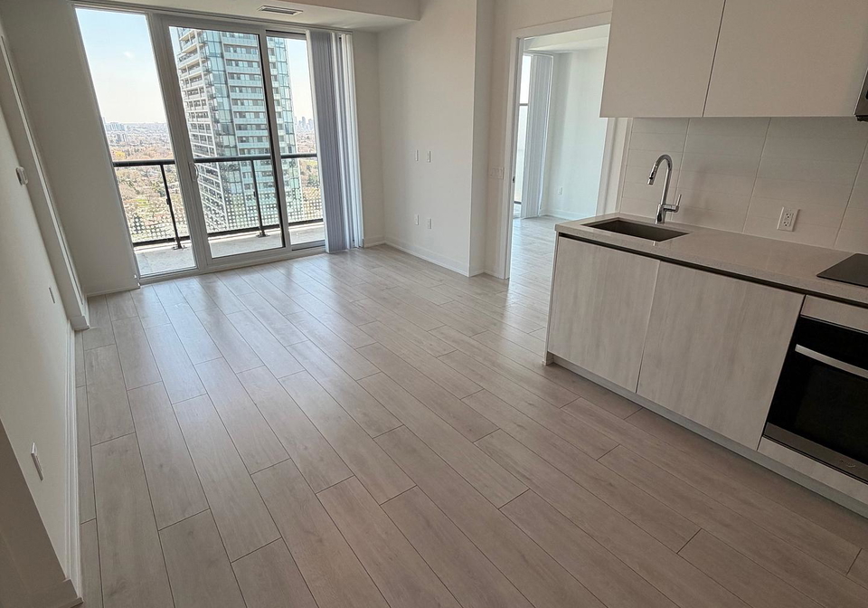 5858-yonge-street-toronto-ontario-c13075988
