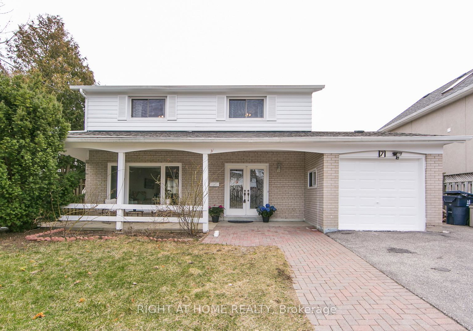 7-kempsell-crescent-north-york-ontario-c13076064
