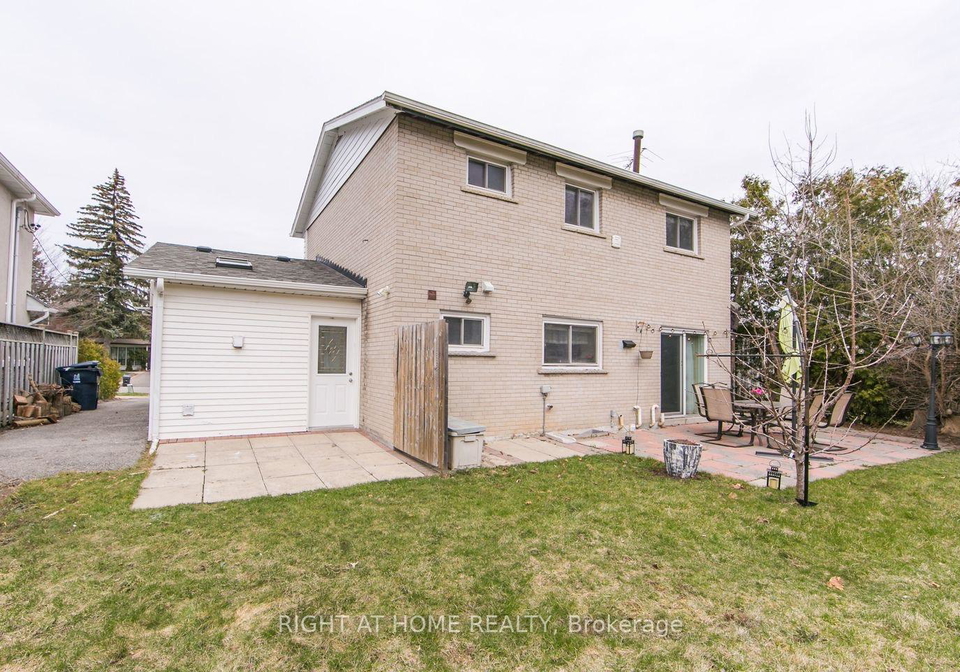 7-kempsell-crescent-north-york-ontario-c13076064