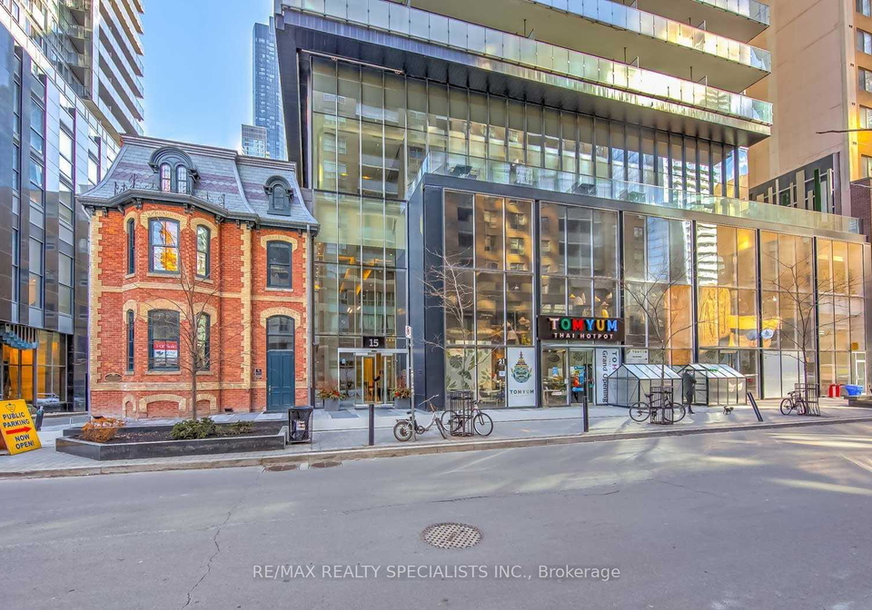 15-grenville-street-toronto-ontario-c13076112
