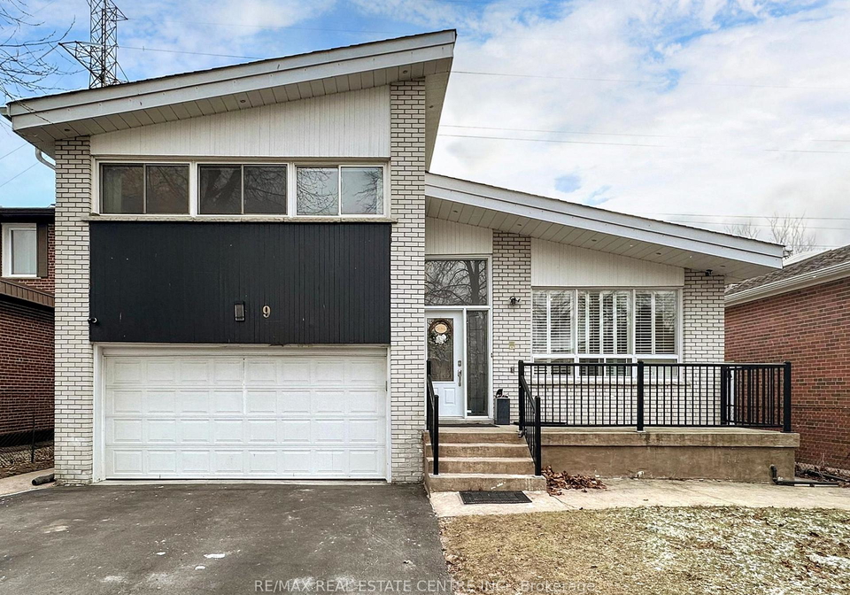 9-fairchild-avenue-toronto-ontario-c13076254