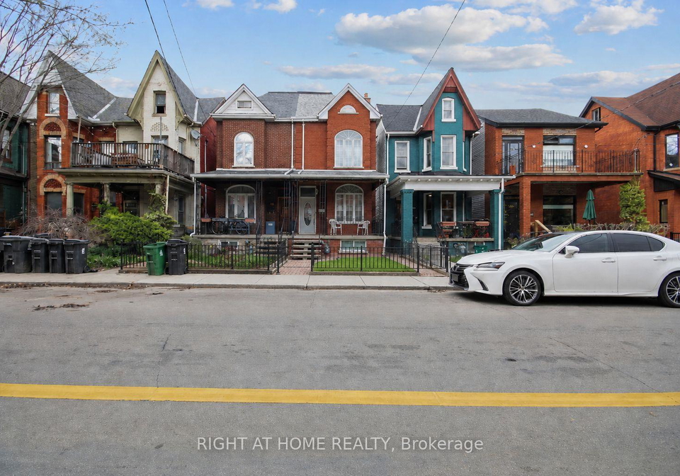 273-palmerston-avenue-toronto-ontario-c13076310
