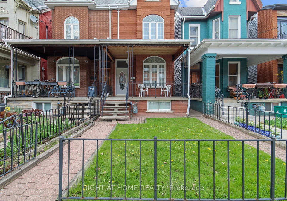 273-palmerston-avenue-toronto-ontario-c13076310