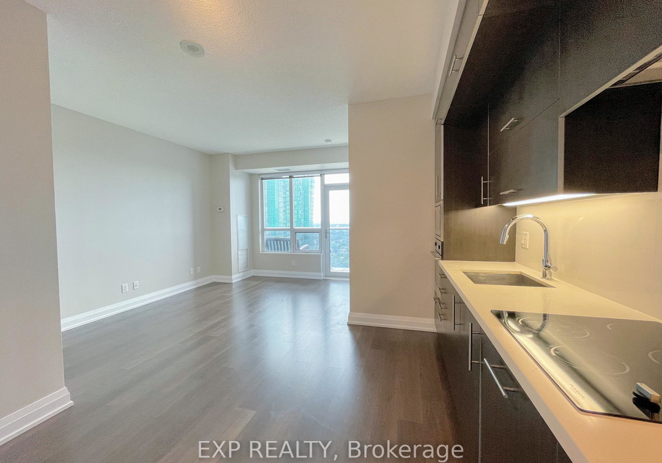 5-sheppard-avenue-e-north-york-ontario-c13076322
