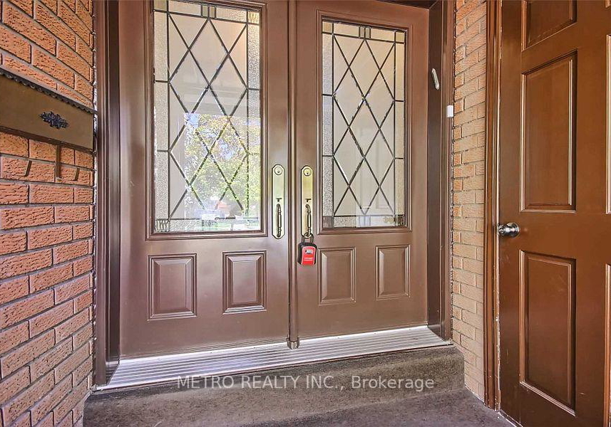 17-twin-circle-court-toronto-ontario-c13076340