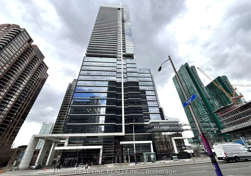 5-sheppard-avenue-e-north-york-ontario-c13076410