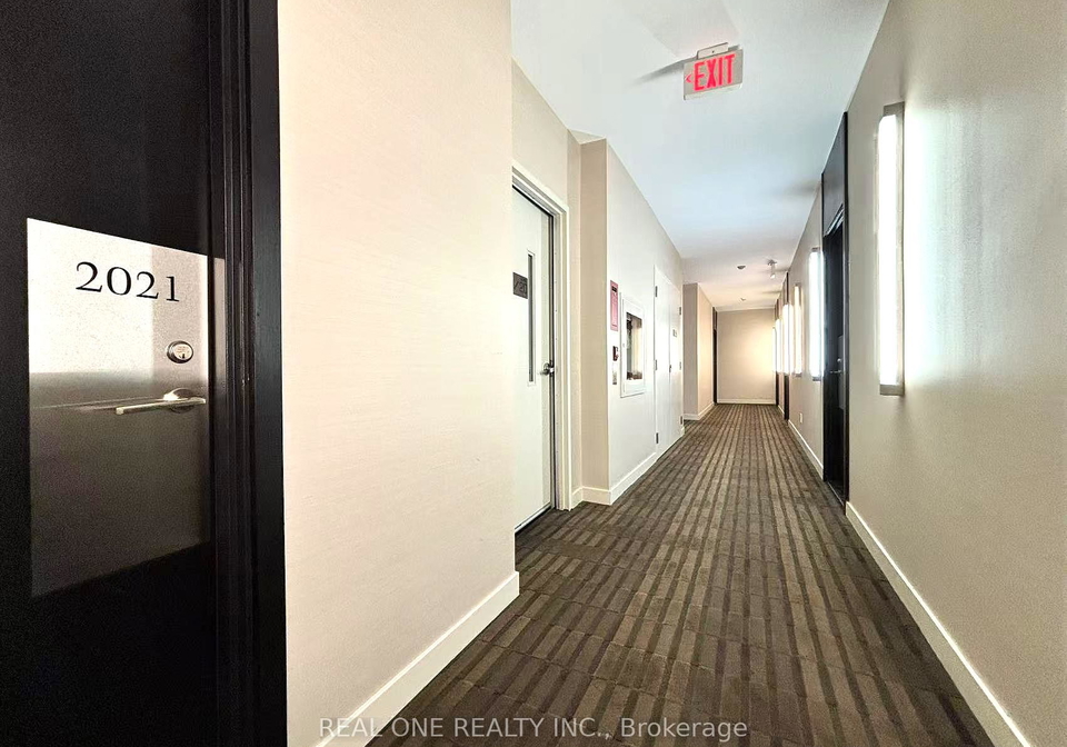 5-sheppard-avenue-e-north-york-ontario-c13076410