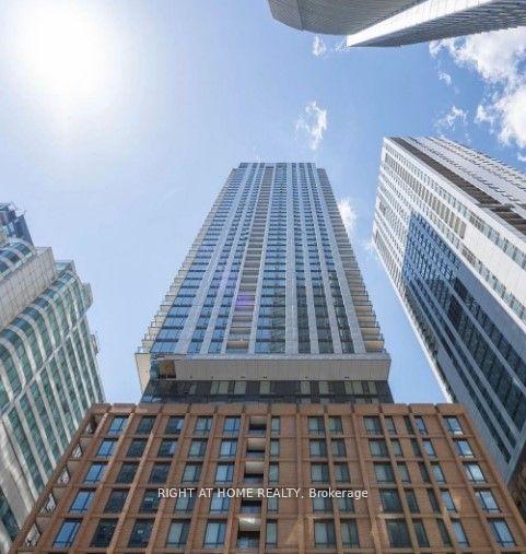 8-widmer-street-toronto-ontario-c13076470