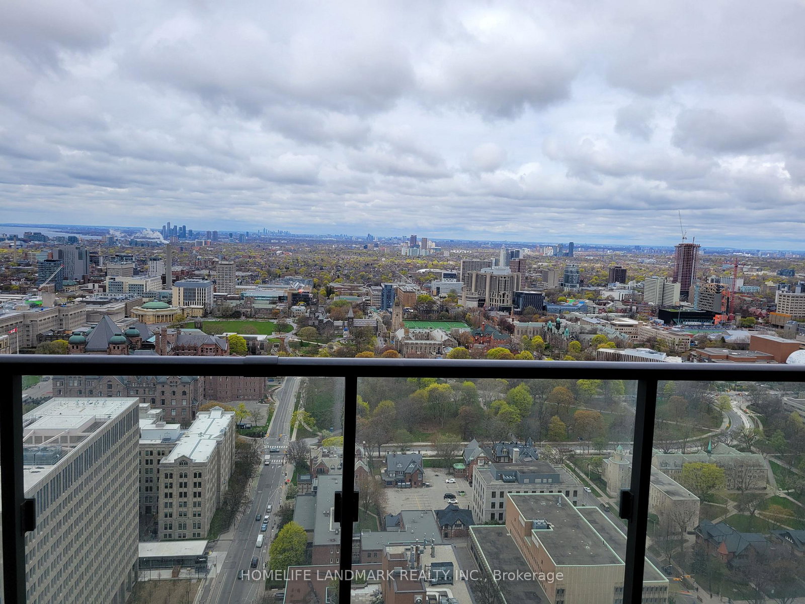955-bay-street-toronto-ontario-c13076552